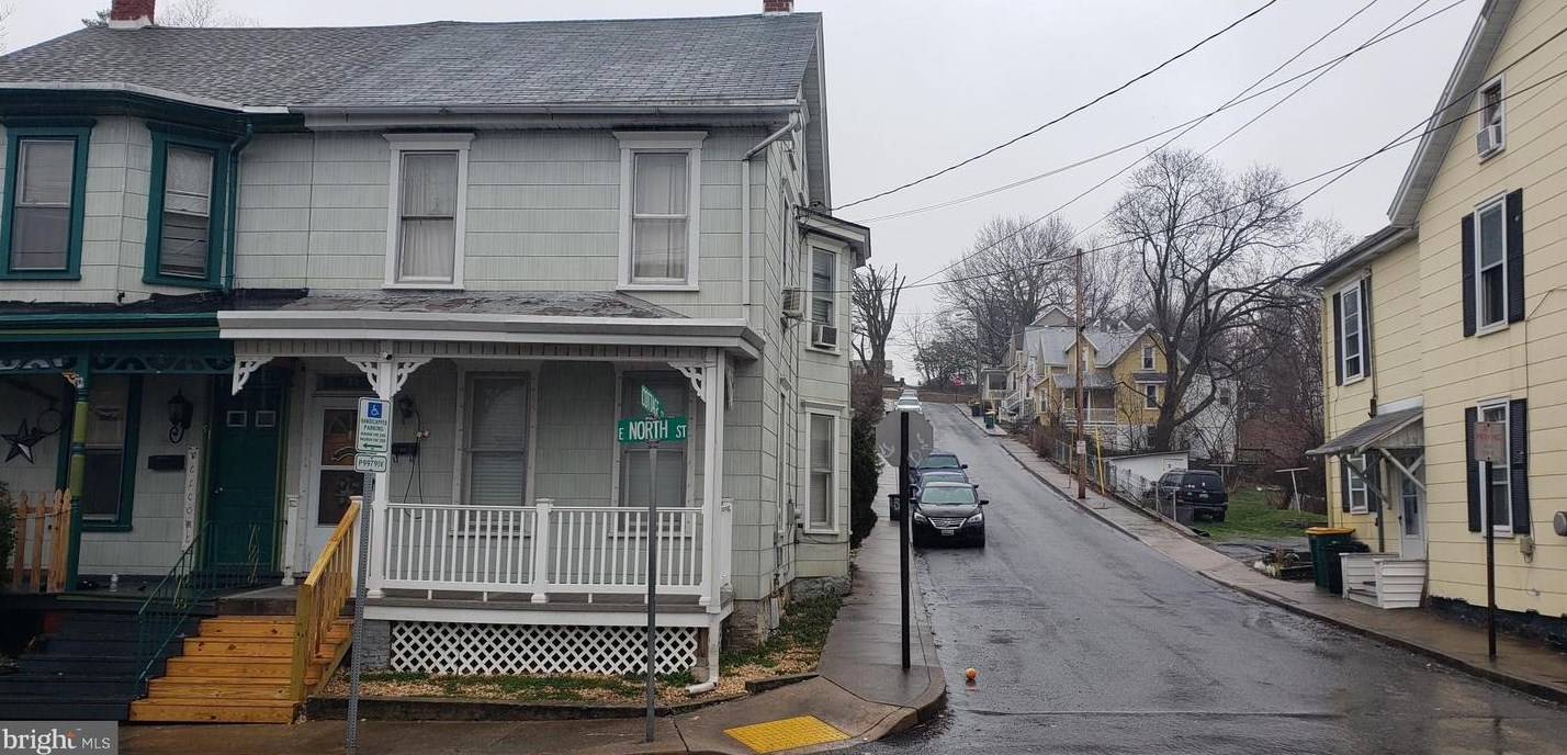 53 North St, Roadside, PA 17268-1259
