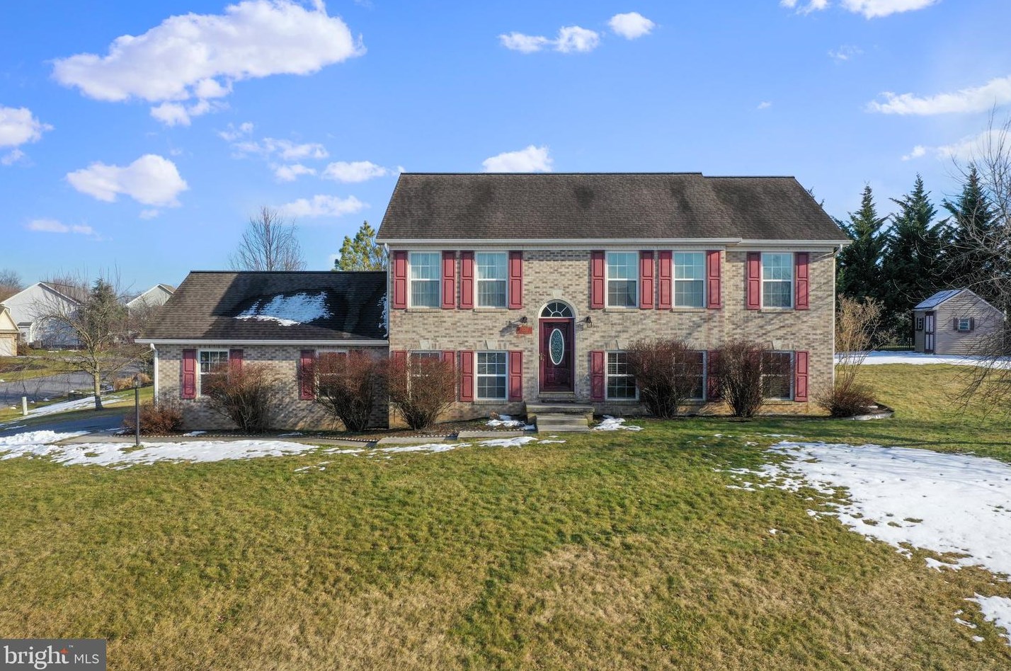 2130 Constitution Dr, Chambersburg, PA 17201-1476