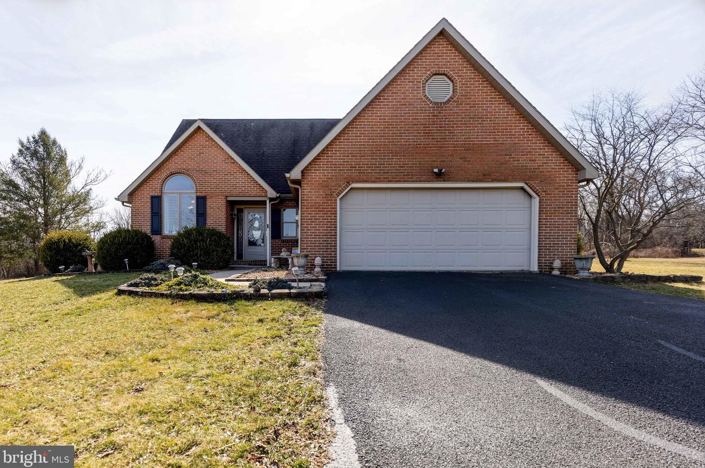 9189 Apple Jack Dr, Dickey, PA 17236-8611