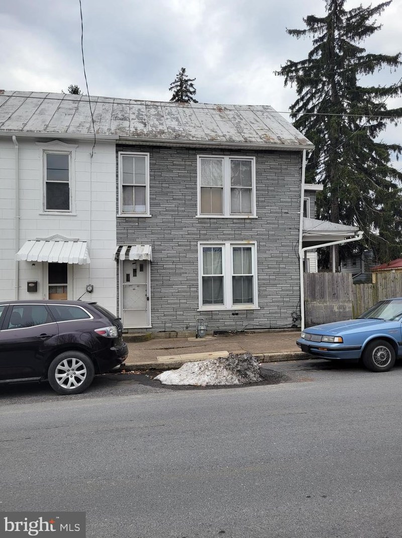 124 Liberty St, Chambersburg, PA 17201-3553
