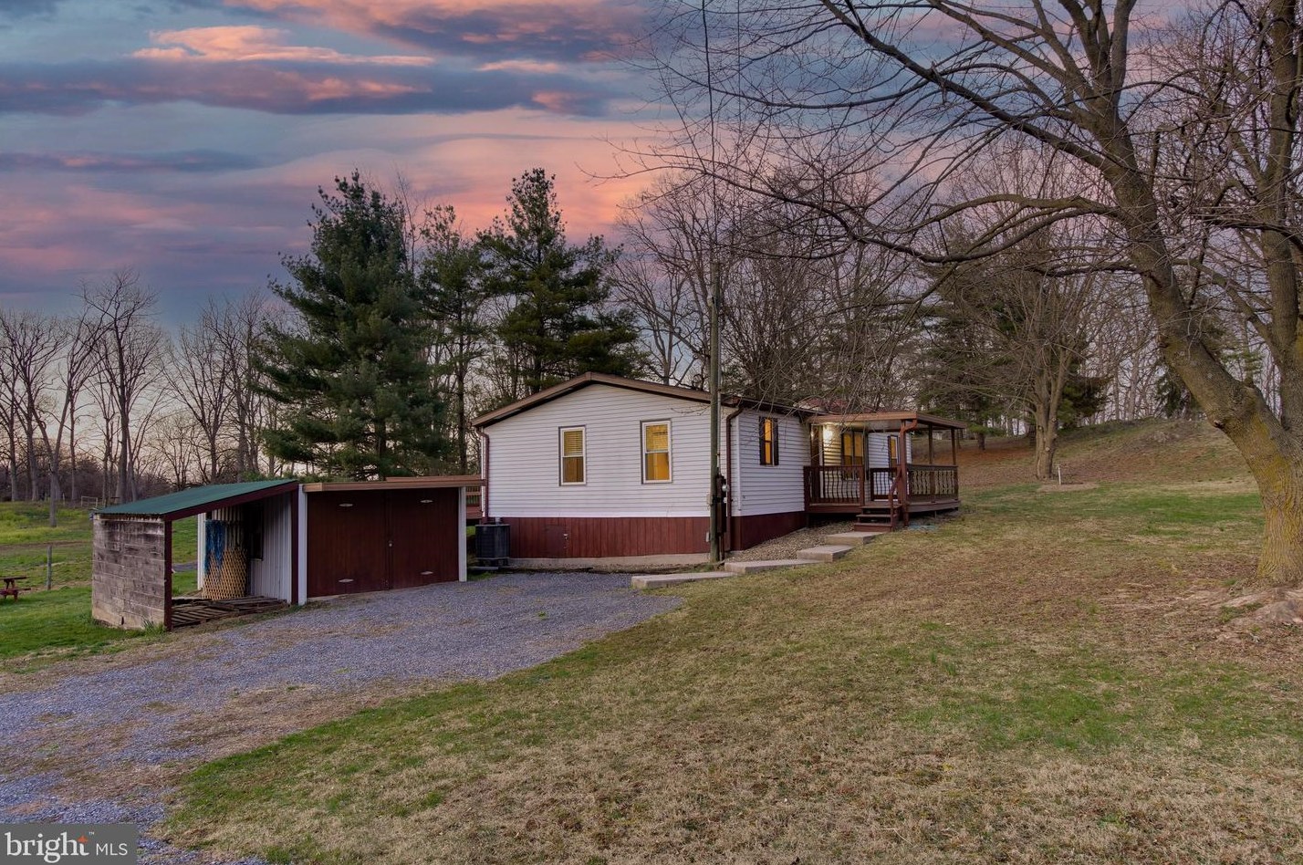 6709 Grindstone Hill Rd, Chambersburg, PA 17202