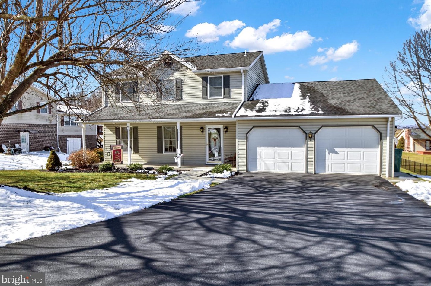 194 Hunters Ln, Chambersburg, PA 17202-3368