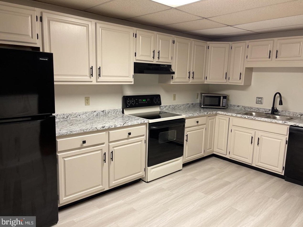 250 W 2nd St, Roadside, PA 17268