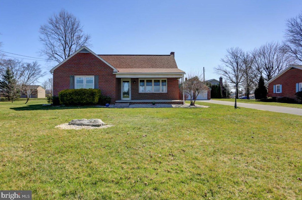 5916 Molly Pitcher Hwy, Lees Cross Roads, PA 17257-9447