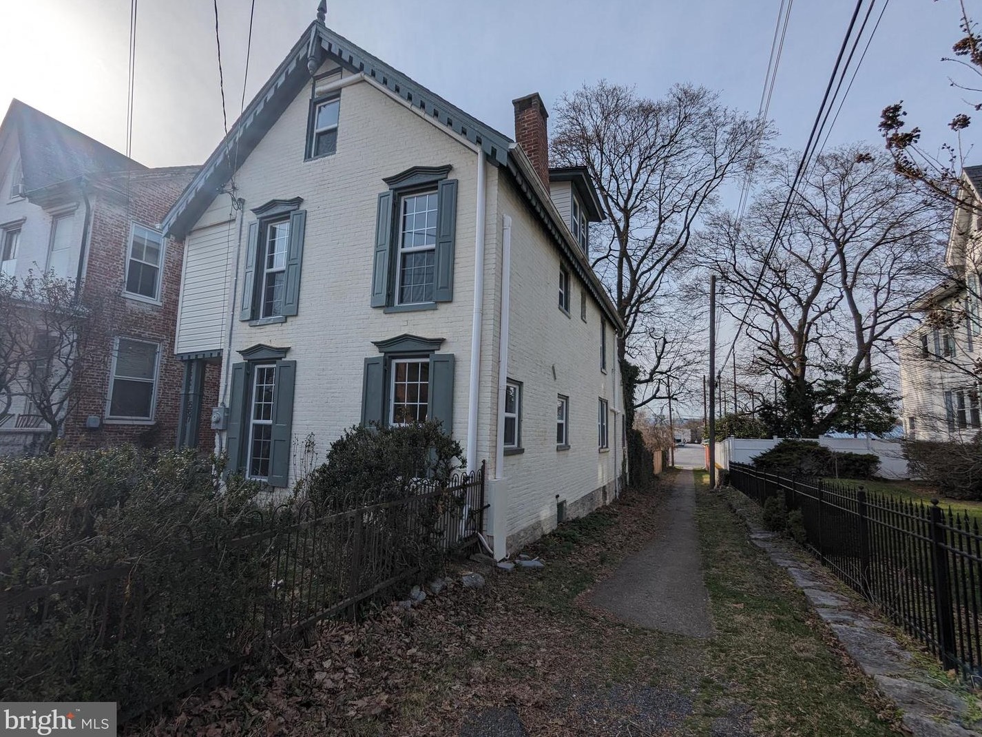 567 Philadelphia Ave, Chambersburg, PA 17201-1662