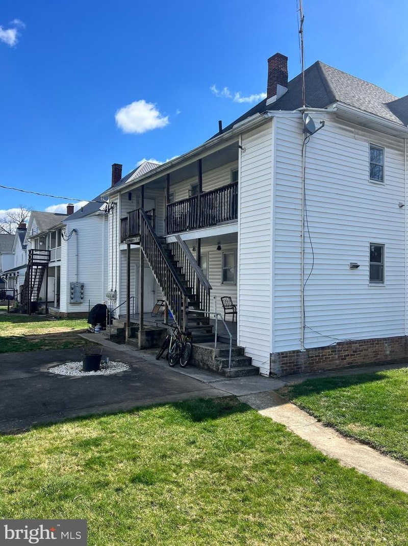 425 W W King St #b, Lees Cross Roads, PA 17257