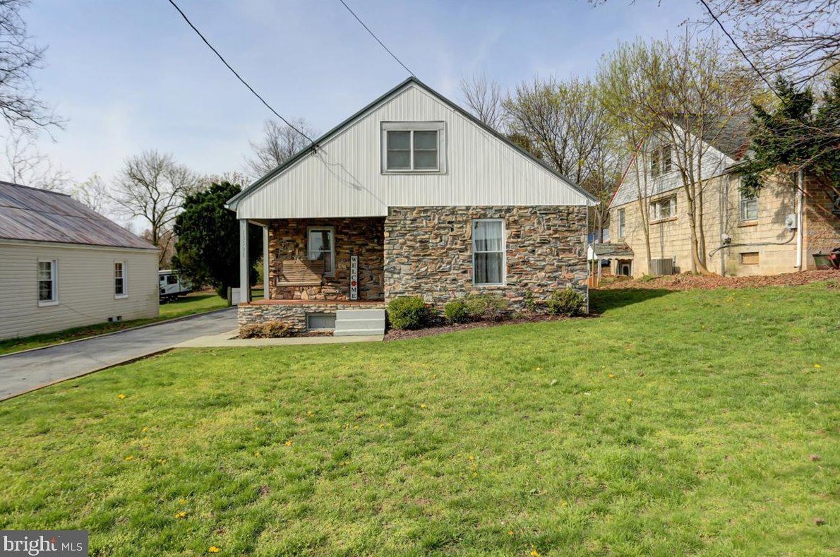 13596 Buchanan Trail W, Dickey, PA 17236