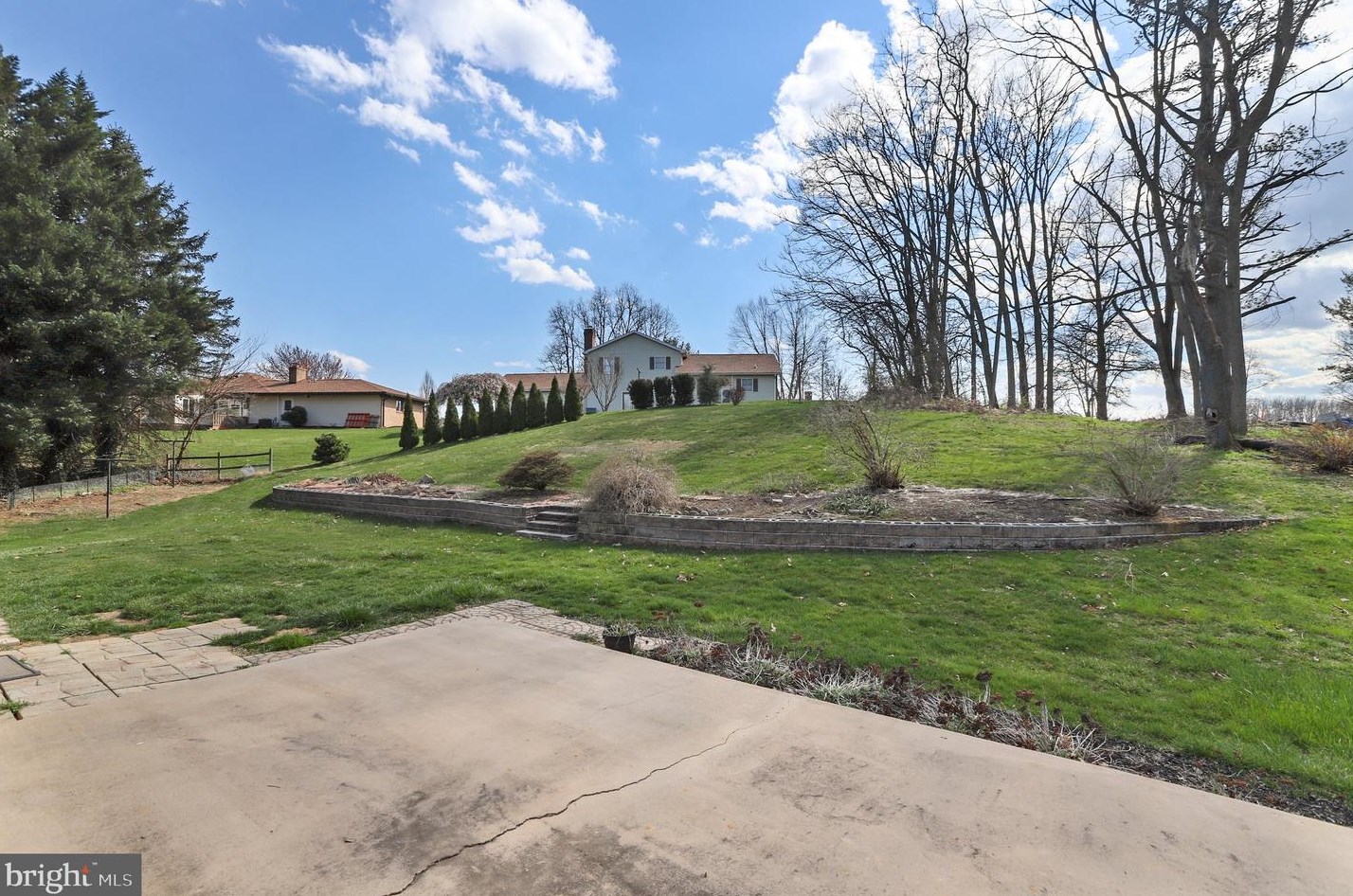 106 Echo Dr, Chambersburg PA  17202-3308 exterior