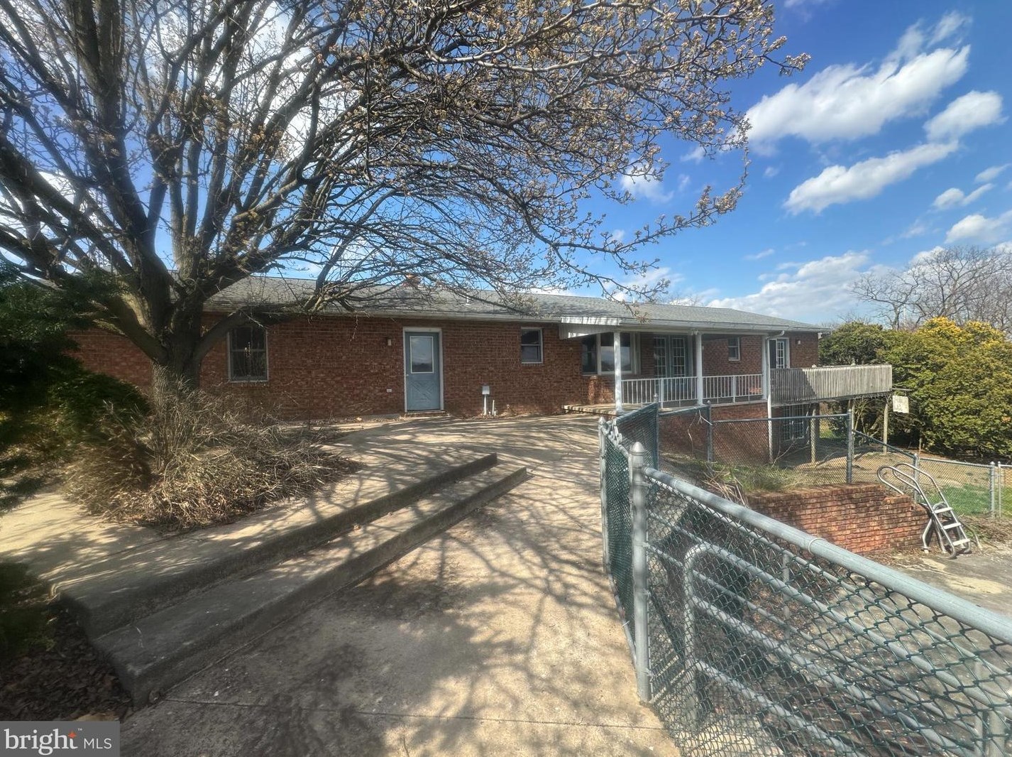 268 Twin Bridge Rd, Chambersburg, PA 17202-9434