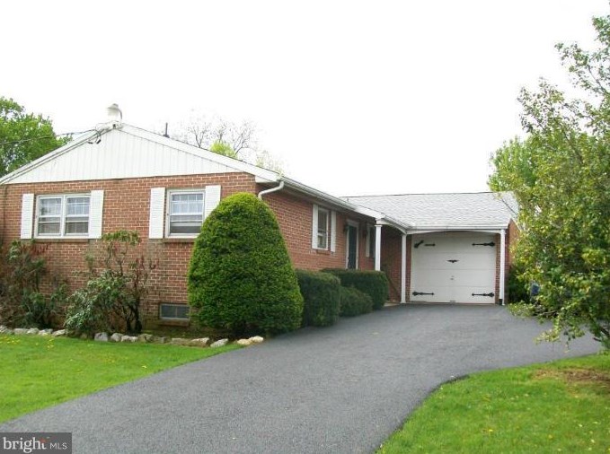 8818 Stottlemyer Rd, Roadside, PA 17268