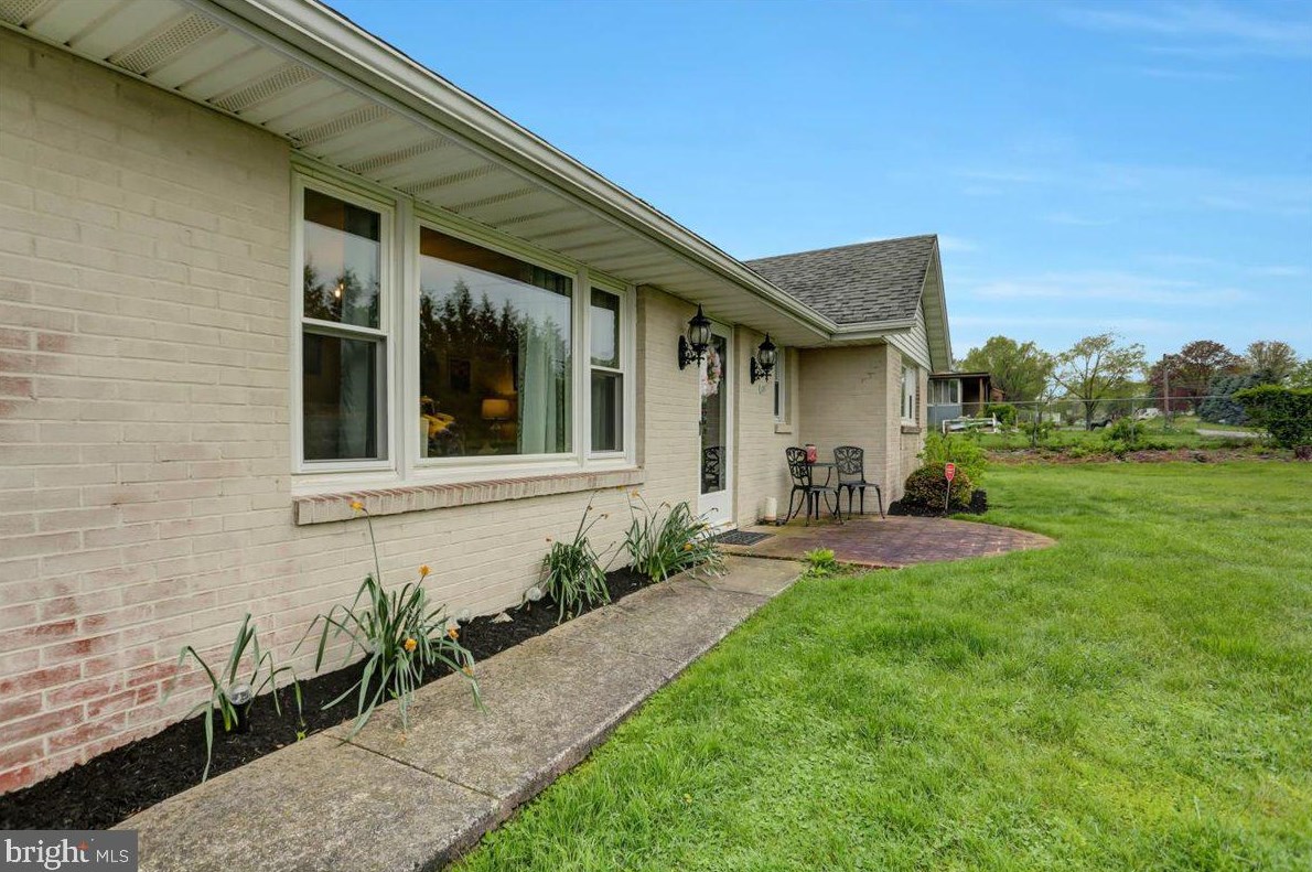 1748 Orrstown Rd, Lees Cross Roads, PA 17257