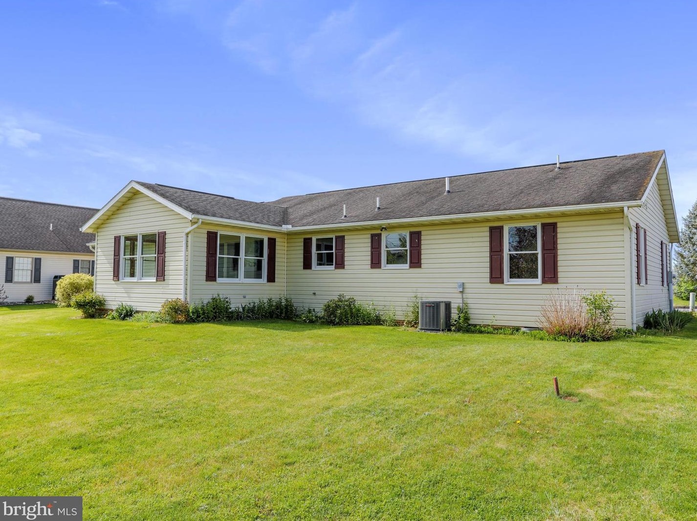 83 Parkwood Dr, Upton PA  17225-1485 exterior