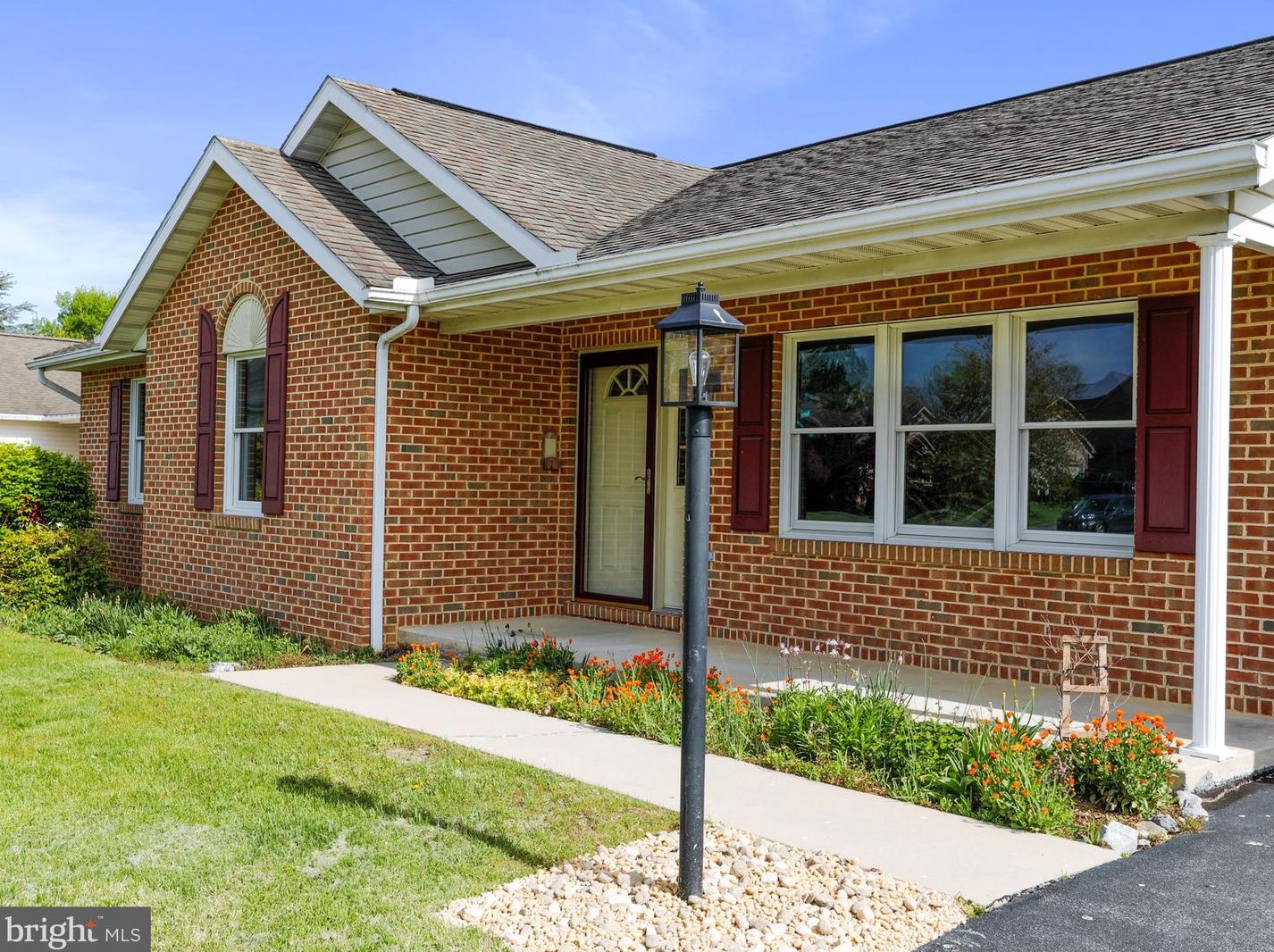 83 Parkwood Dr, Upton PA  17225-1485 exterior