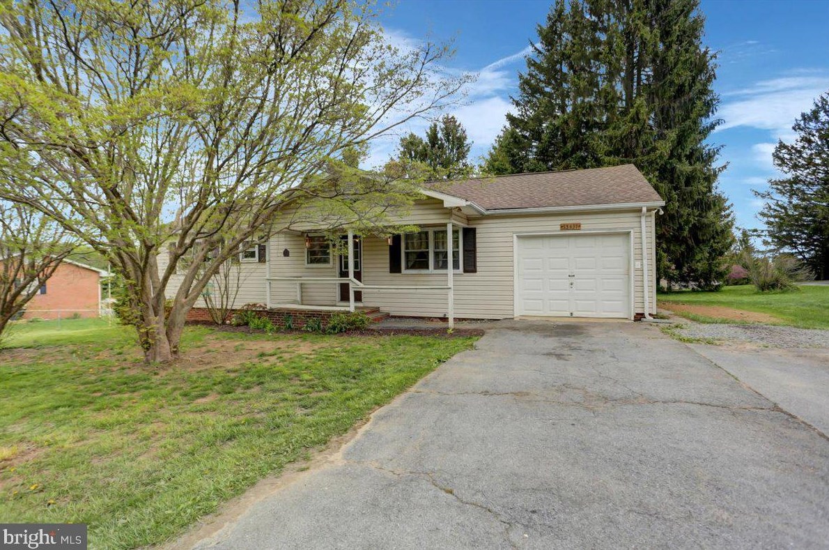 15431 Orchard Ave, Charmian, PA 17214