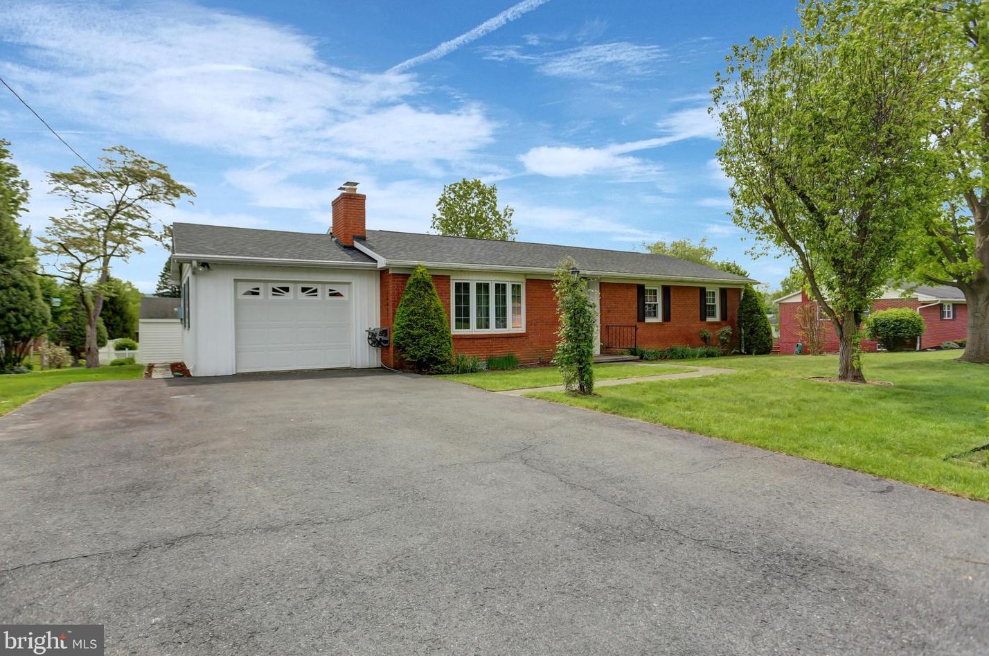 13394 Old Mill Rd, Roadside, PA 17268-9402