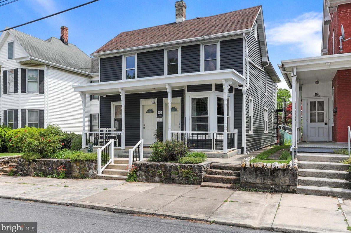 43 Clayton Ave, Roadside, PA 17268