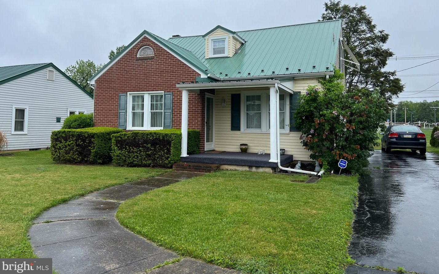 1137 Stanley Ave, Chambersburg, PA 17201