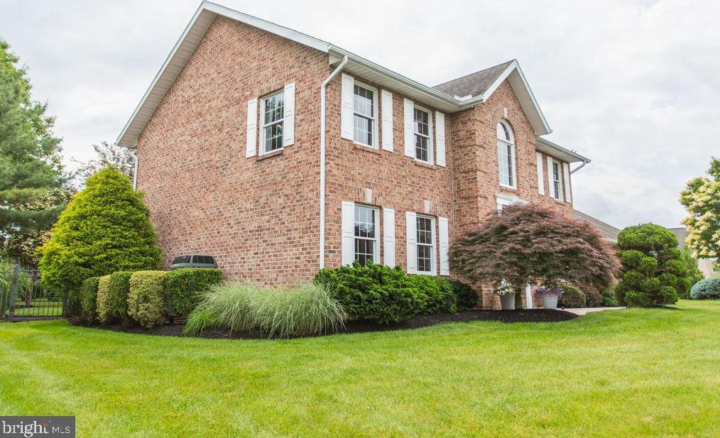 776 Cresson Dr, Chambersburg, PA 17202-7251