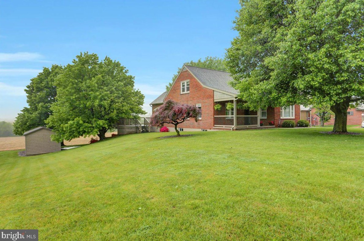 215 Johnstons Ln, Dickey, PA 17236