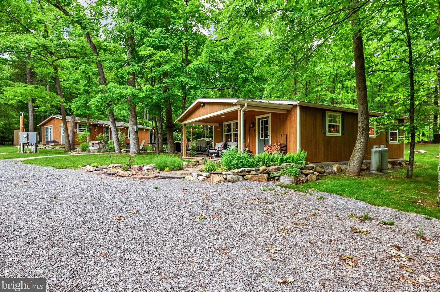 14050 Mccalmont Rd, Orrstown, PA 17244-9677