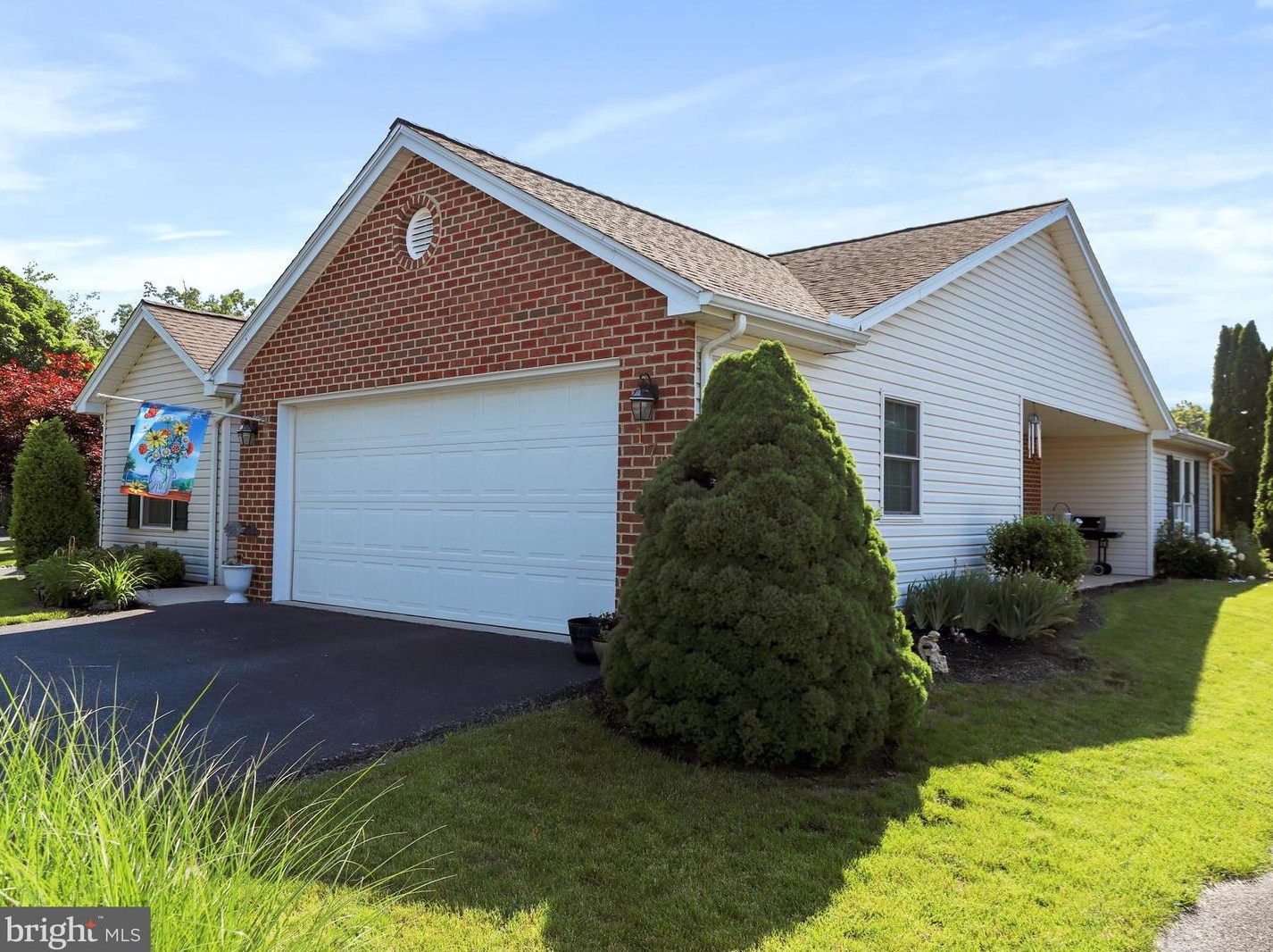 172 Ginkgo Ct, Chambersburg, PA 17201-3920