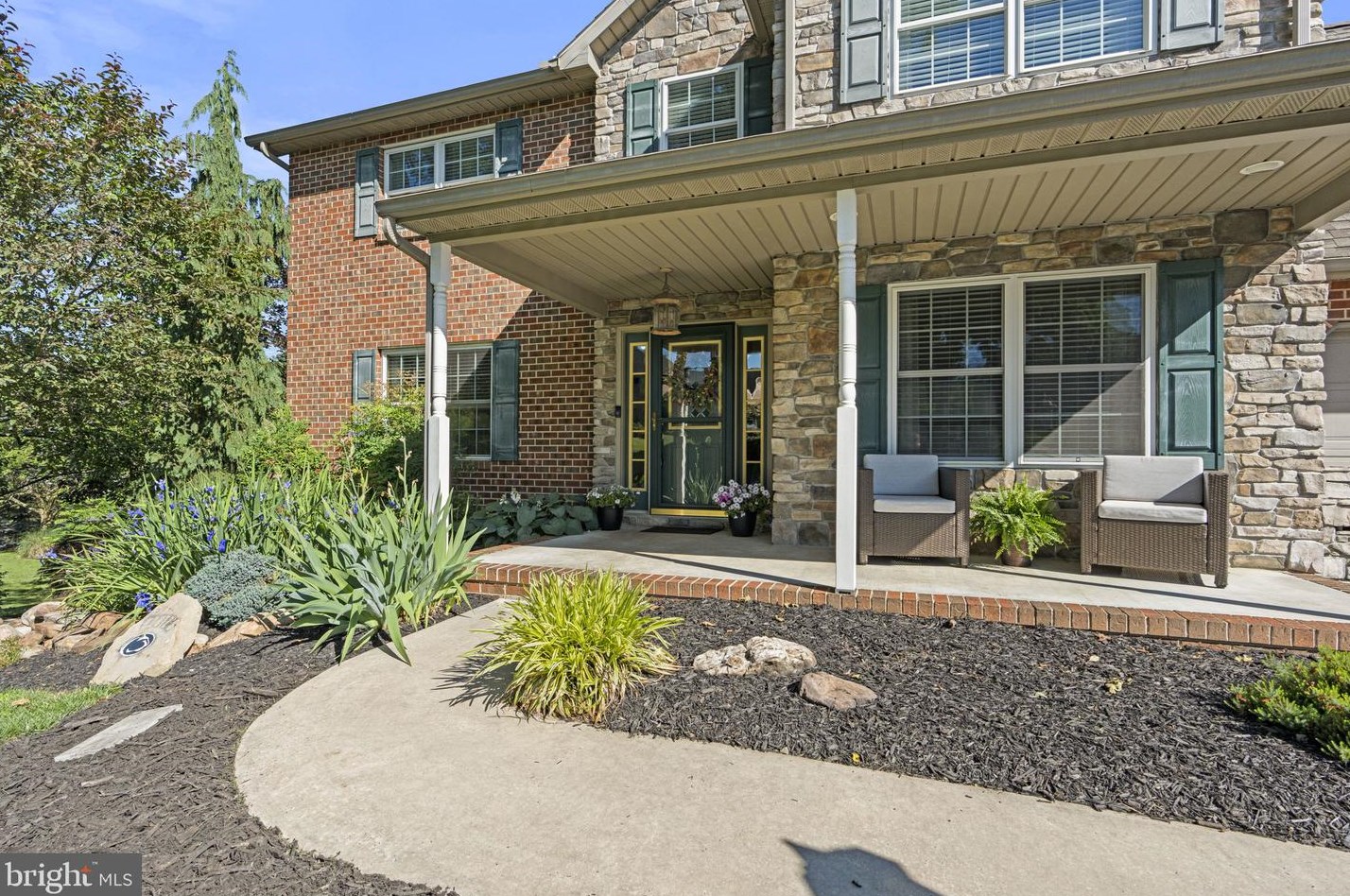 1449 Spring Side Dr East E, Chambersburg, PA 17202