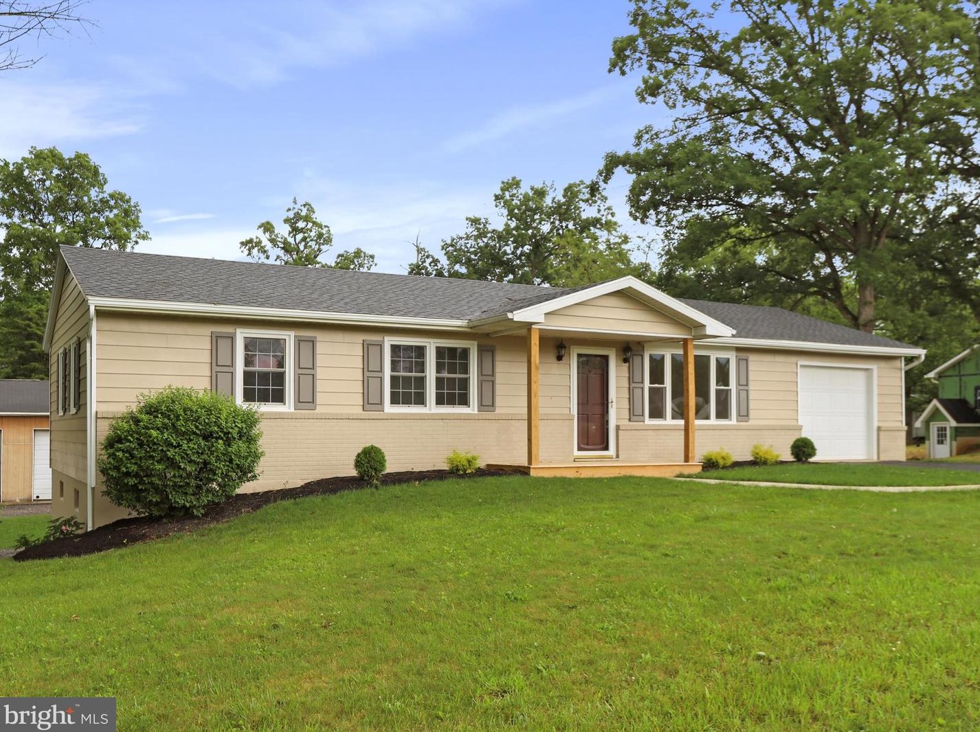 601 Overcash Rd, Chambersburg, PA 17202-8860
