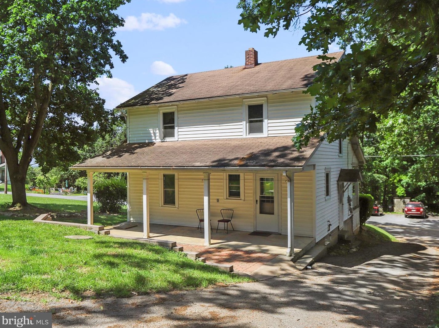 8870 Tomstown Rd, Roadside, PA 17268