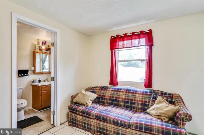 157 4 St, Chambersburg PA  17201-3616 exterior