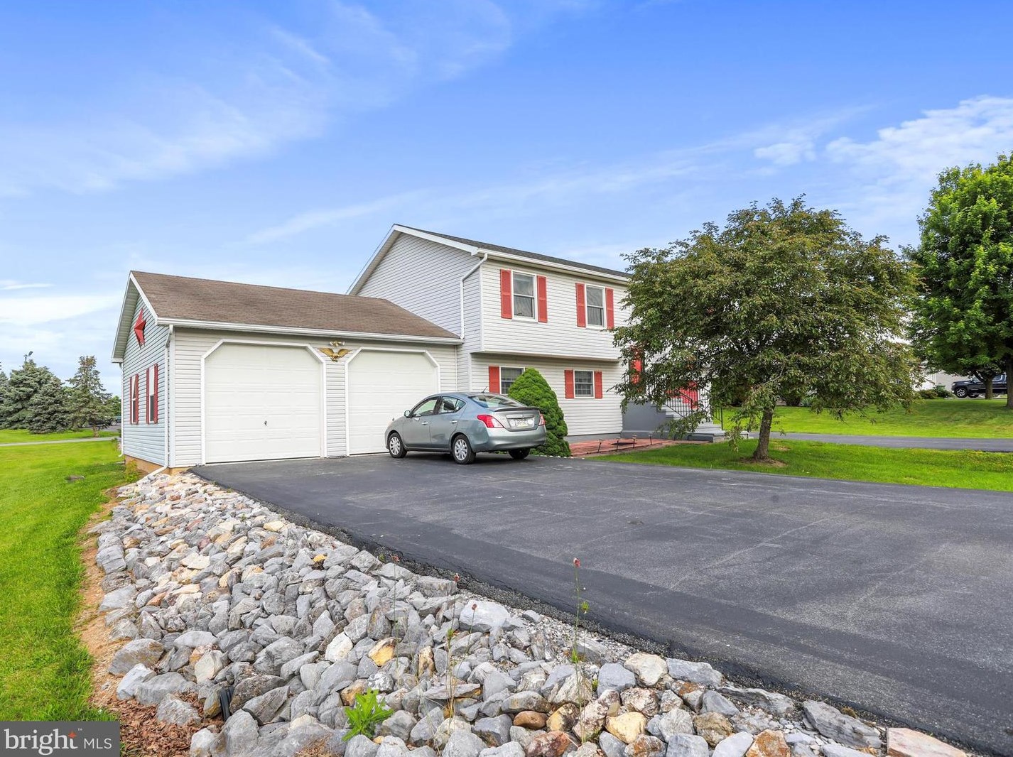 13887 Donovan Dr, Upton, PA 17225-8623