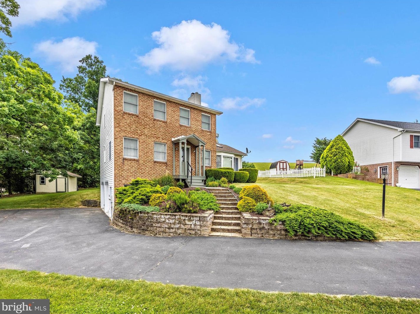 414 Sunny Dr, Roadside, PA 17268