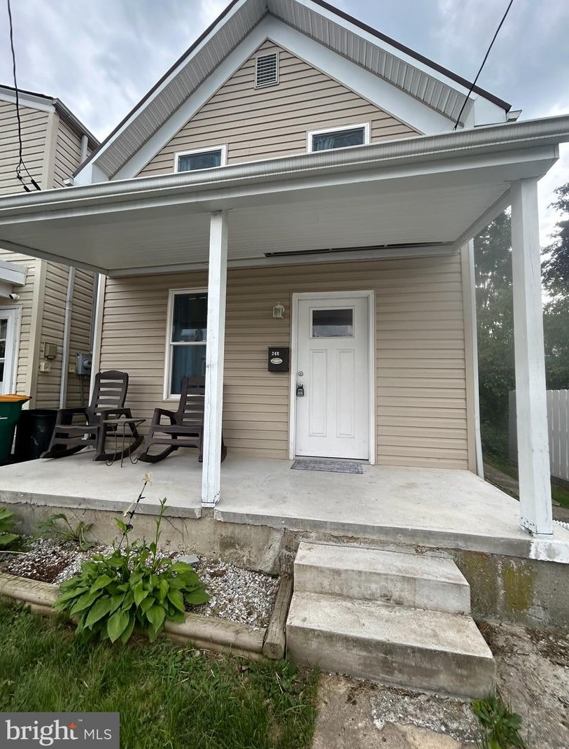 246 W North St, Roadside, PA 17268