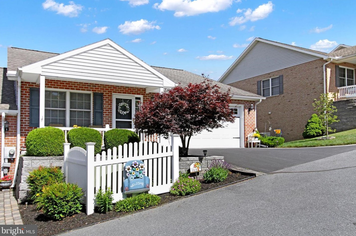 164 Bradford Spring Ct, Roadside, PA 17268