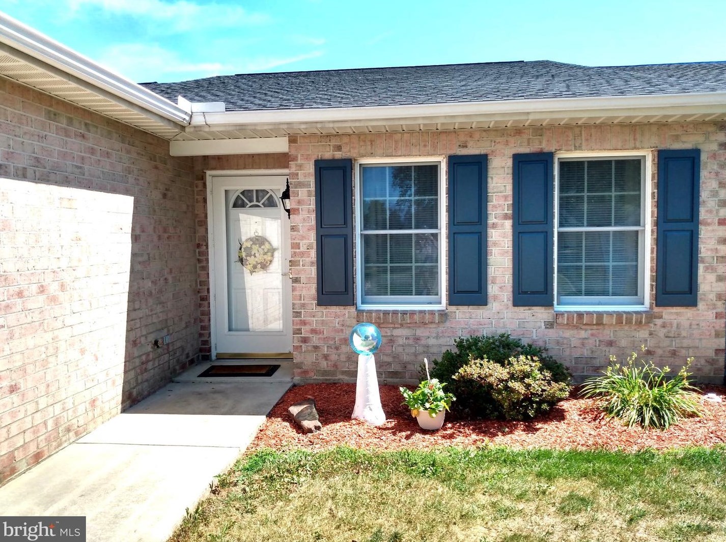 2341 Mccleary Dr, Chambersburg, PA 17201