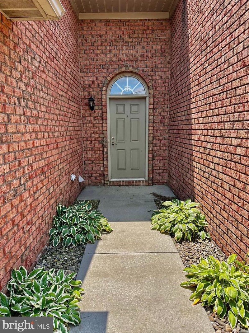 185 Mill Rd #18, Chambersburg, PA 17201