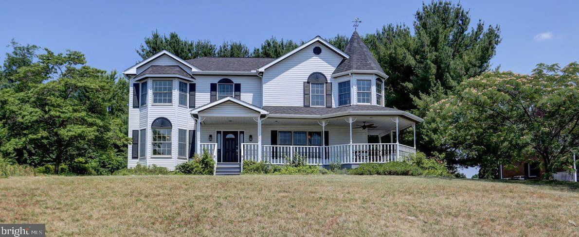 1977 Castlegreen Dr, Upton, PA 17225