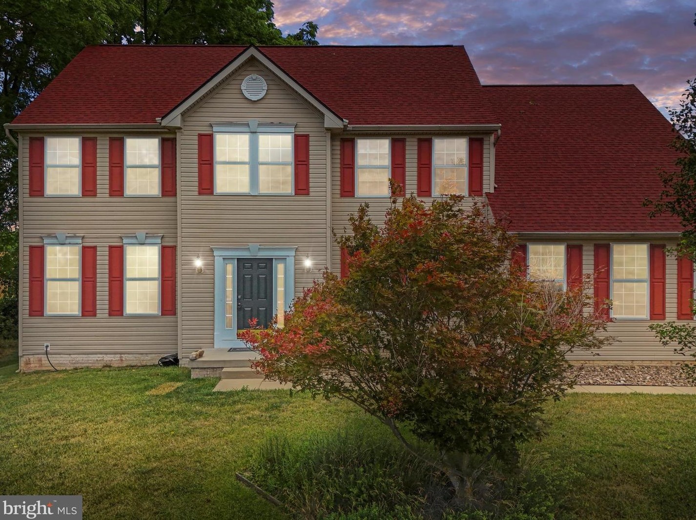 915 Crestwood Dr, Chambersburg, PA 17202