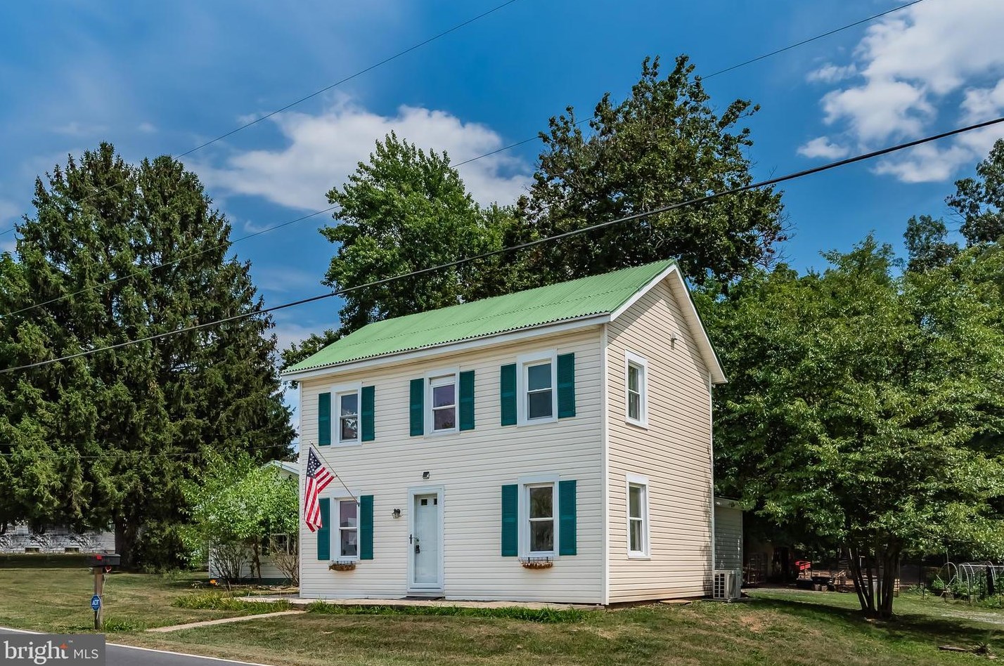 2962 Cook Rd, Fayetteville, PA 17222