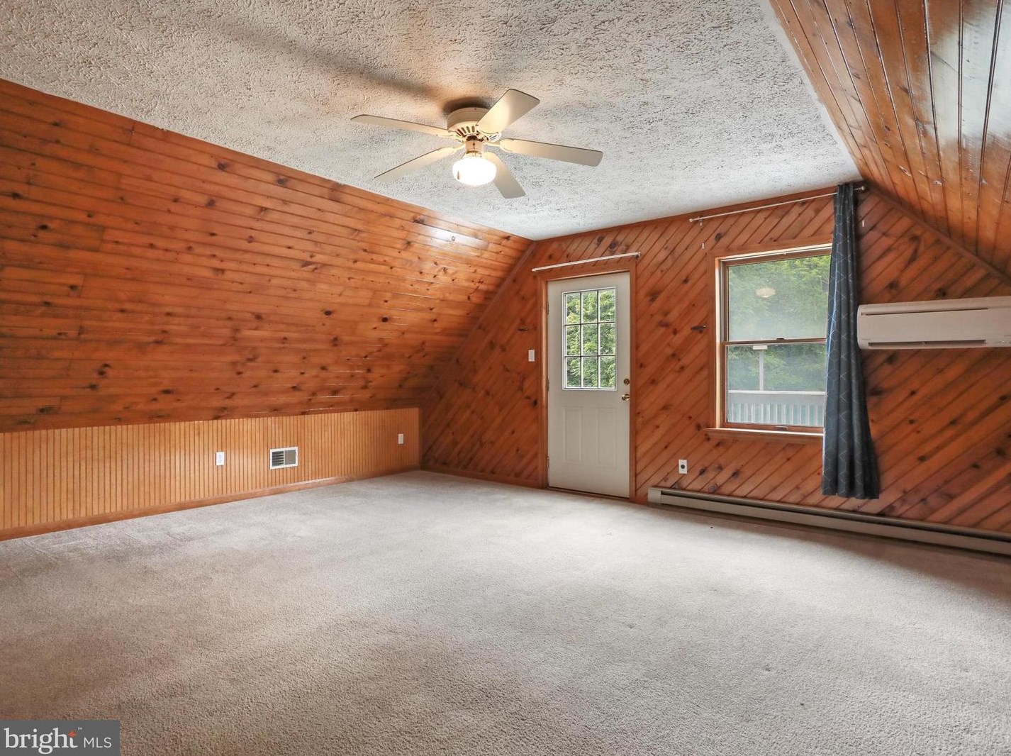 8155 Fort Mccord Rd, Chambersburg, PA 17202