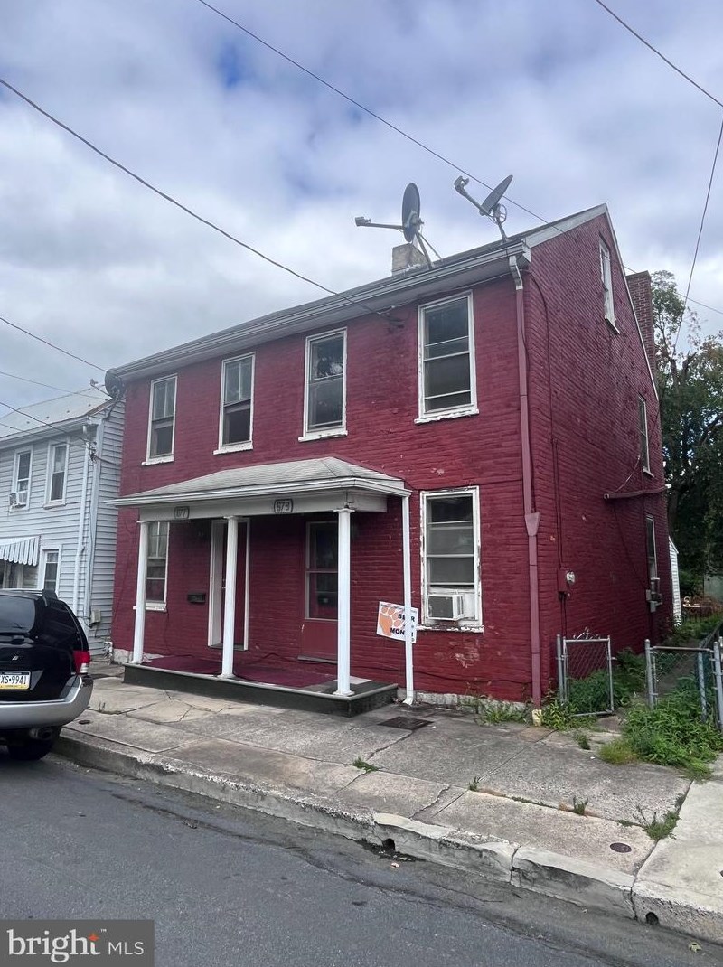 677-679 Broad St, Chambersburg, PA 17202