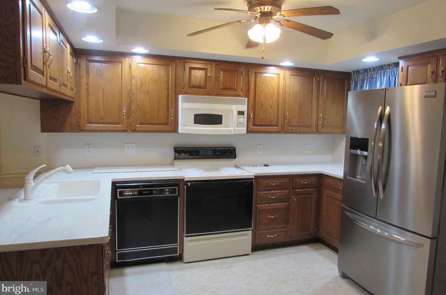 97 S Price Ave, Roadside, PA 17268