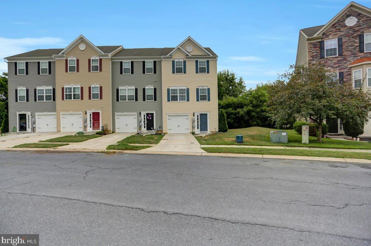 532 Abigail Ave, Roadside, PA 17268