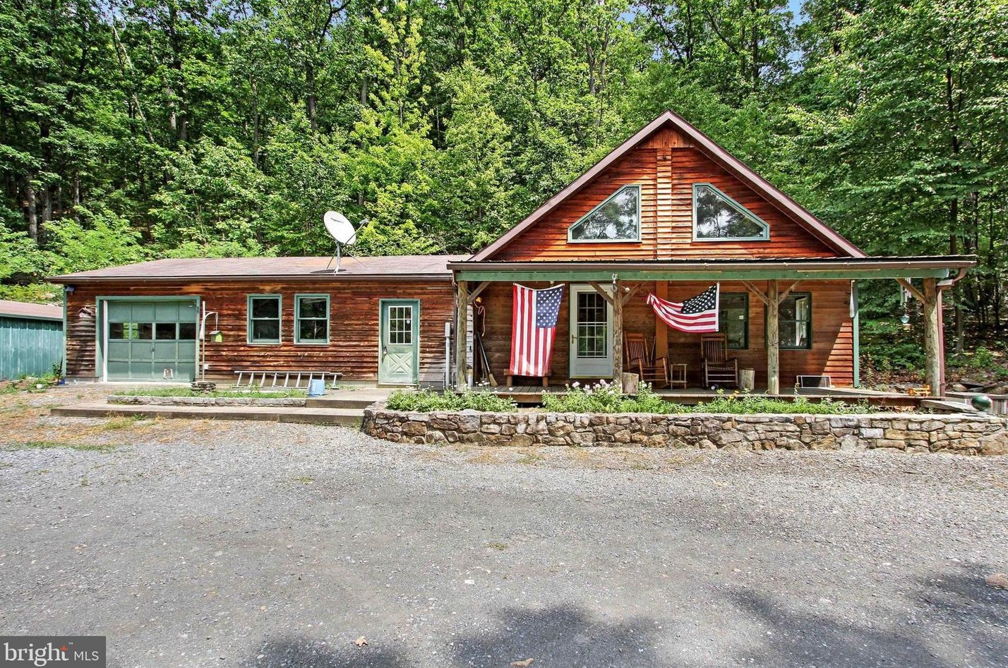 7110 Furnace Rd, Roadside, PA 17268