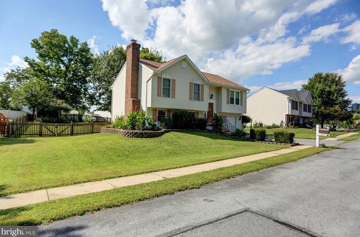 247 Hykes Rd E, Upton, PA 17225
