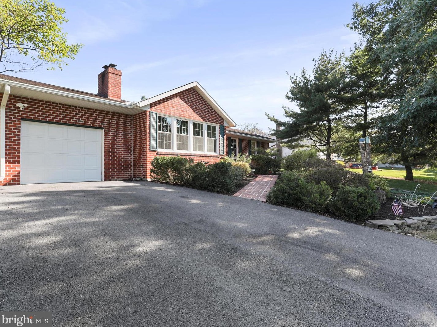 3659 Jenny Ln, Chambersburg, PA 17202