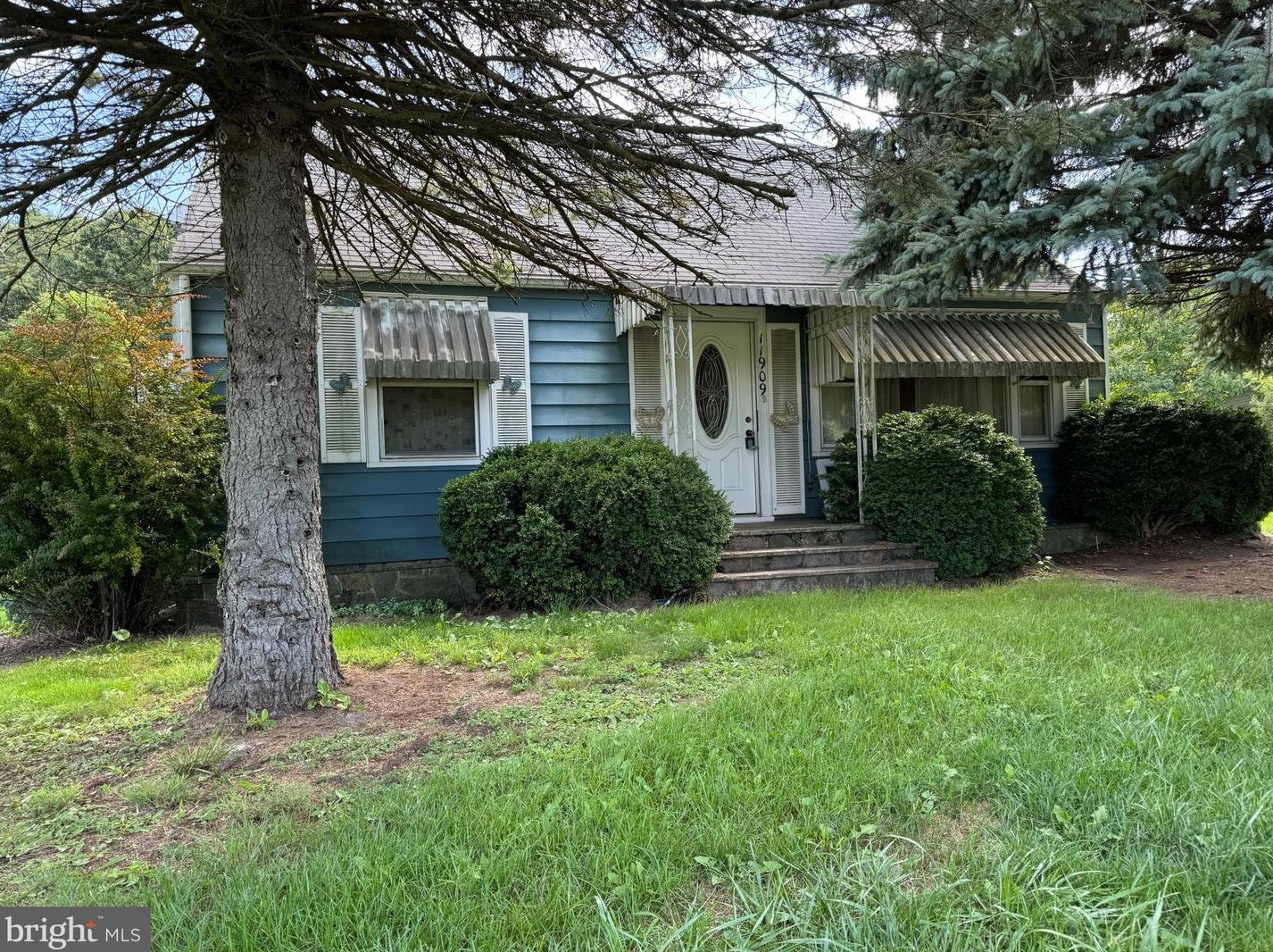11909 Loop Rd, Fayetteville, PA 17222