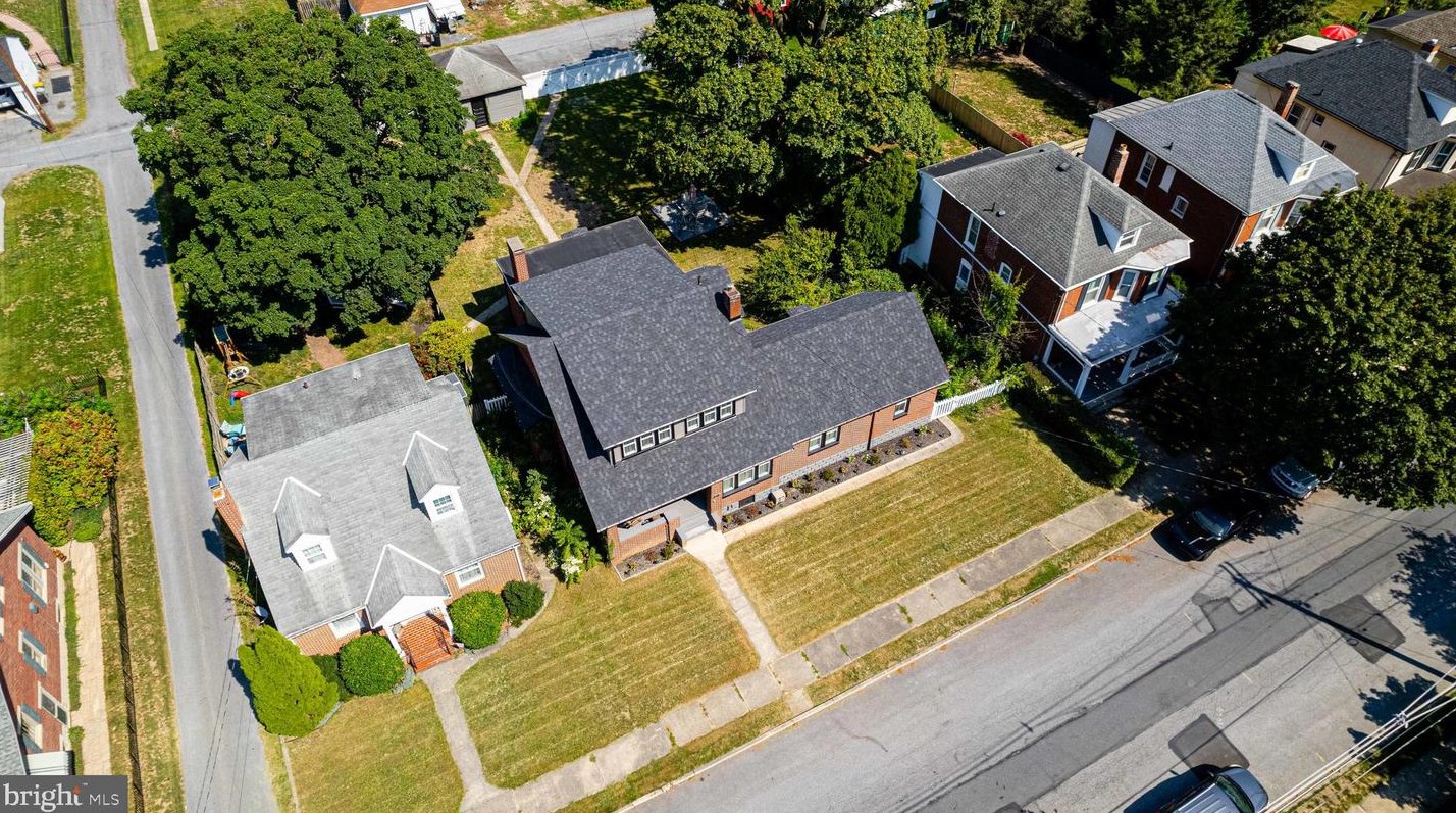 545 E Catherine St, Chambersburg, PA 17201