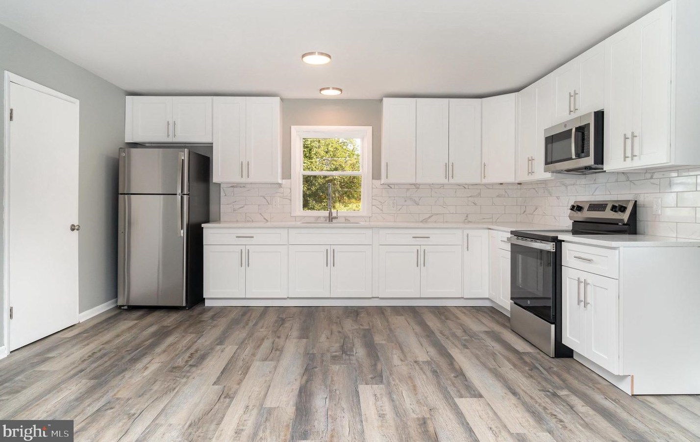 2046 Loudon Rd, Chambersburg, PA 17202