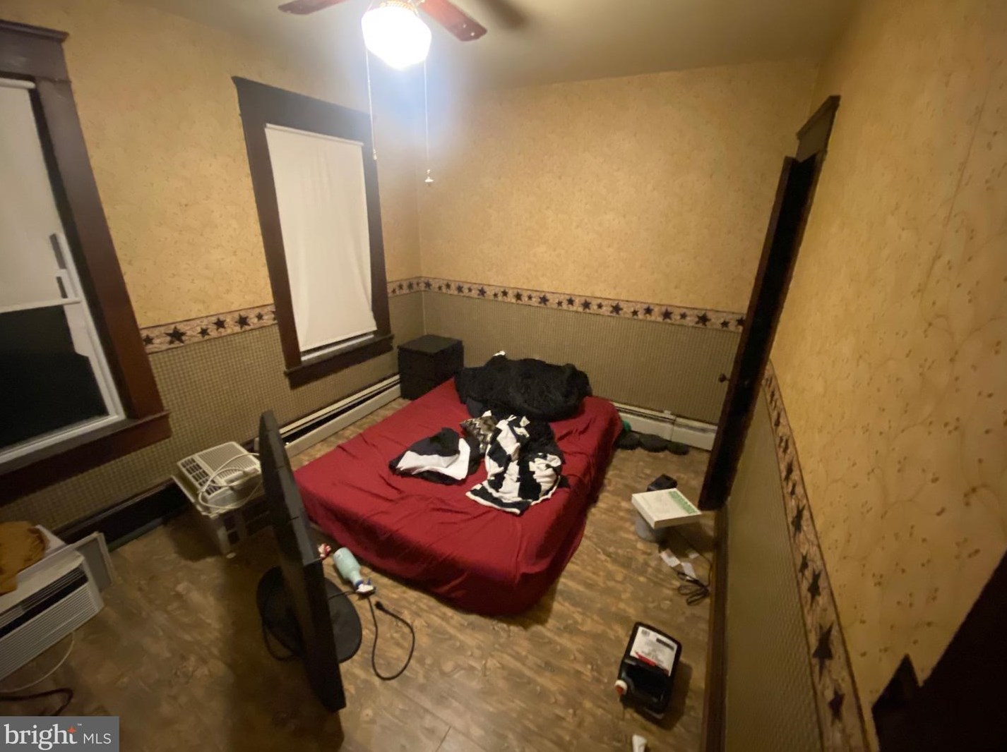 57 Franklin St, Chambersburg PA 17201-1135 exterior