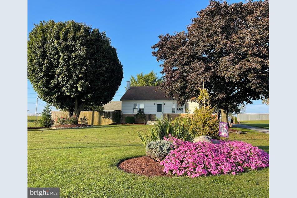 1487 Roxbury Rd, Shippensburg, PA 17257 MLS PAFL2022768 Coldwell Banker